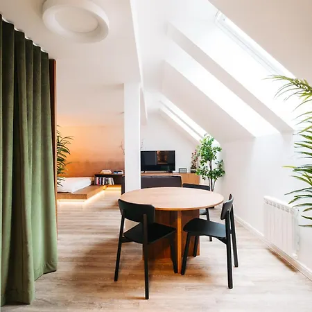 Lejlighed Cozy Skylit Studio In Centre