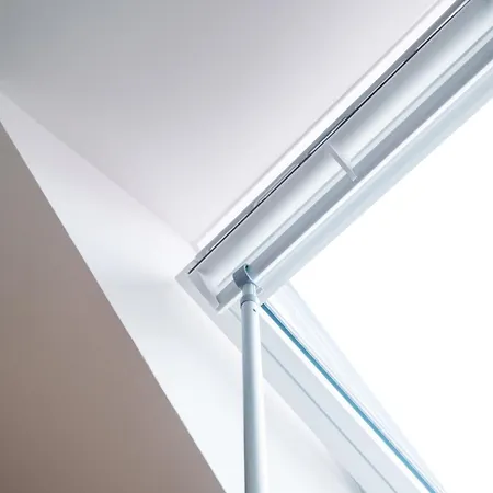 Cozy Skylit Studio In Centre Apartament